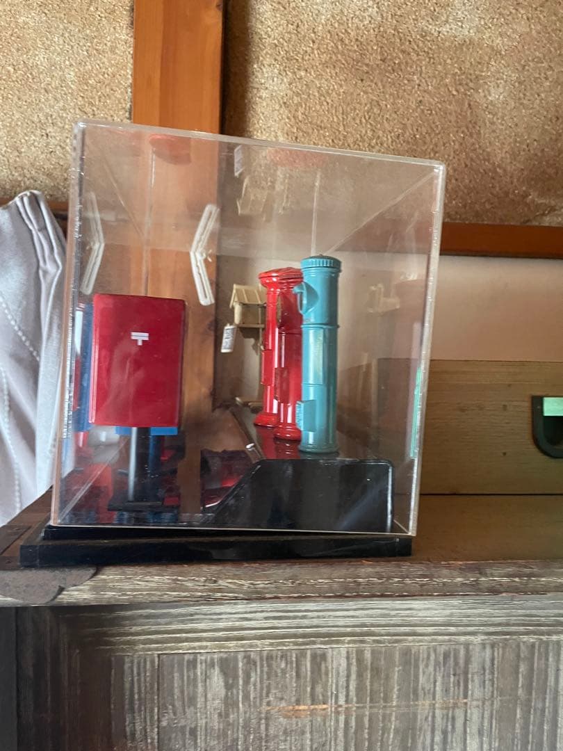 高そうな骨董品