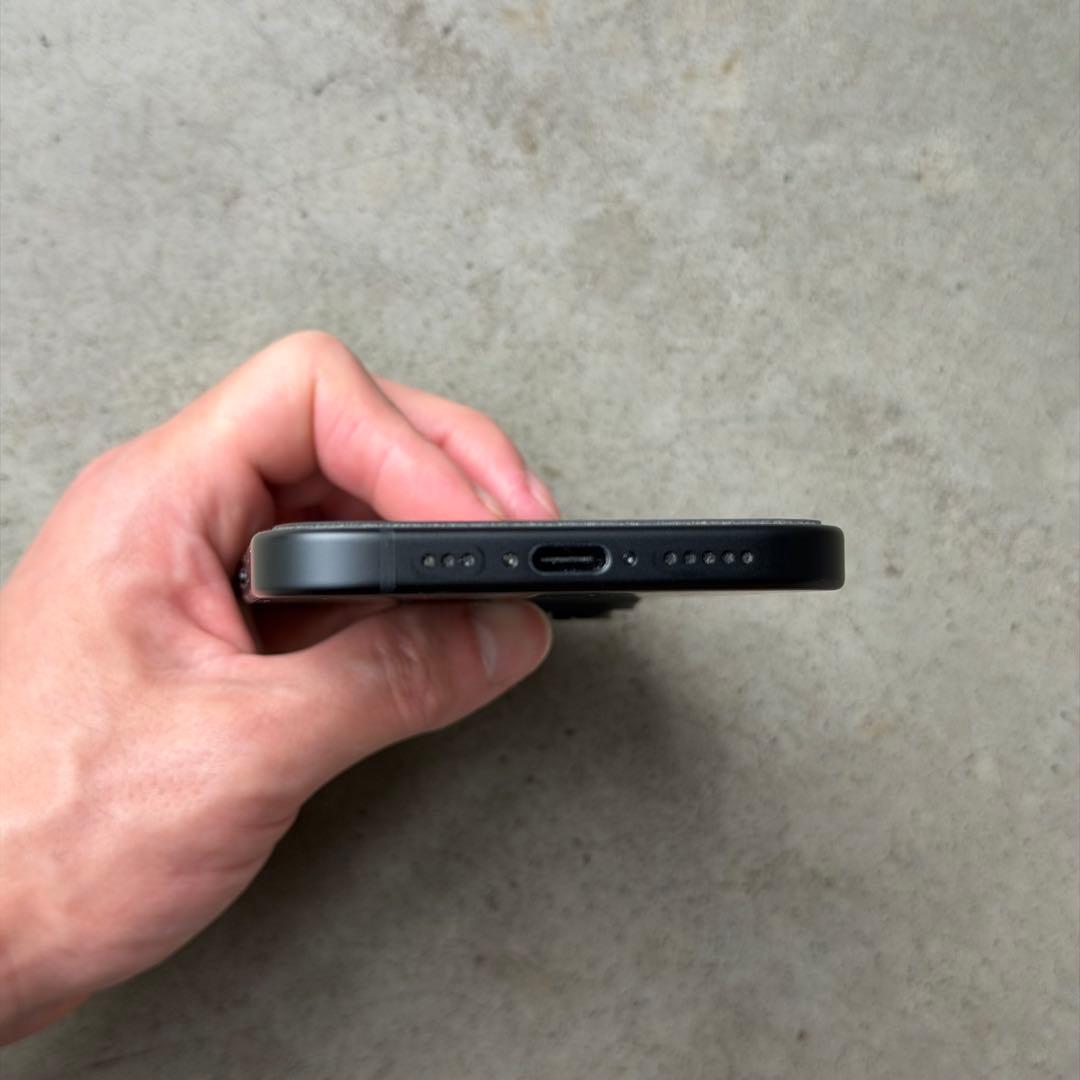 iPhone 15 無印 256GB SIMフリー