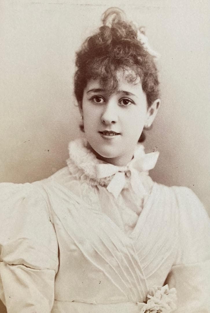 フランスアンティーク　肖像写真　女優　デュアメル嬢 ルートランジェ写真館