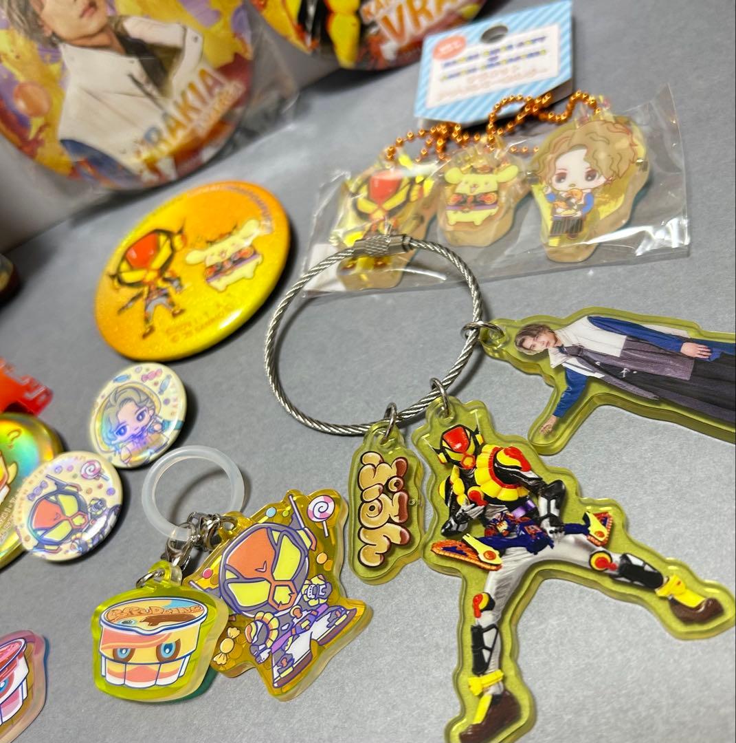 仮面ライダーヴラム 缶バッジ マスコット アクリルスタンド ラキア まとめ売り