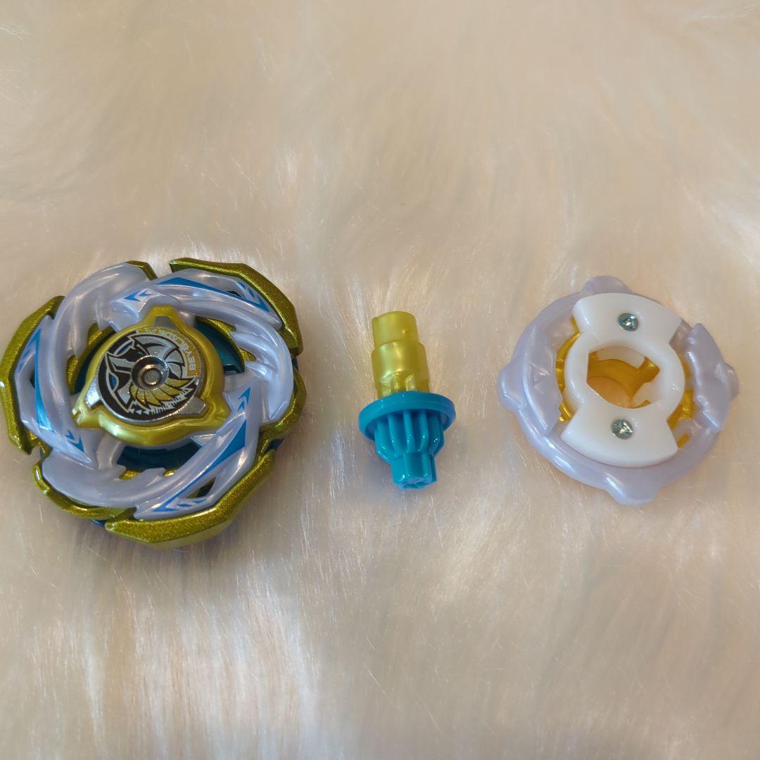 ベイブレードX ワルキューレボルトS4-70V メタルコート：ゴールド