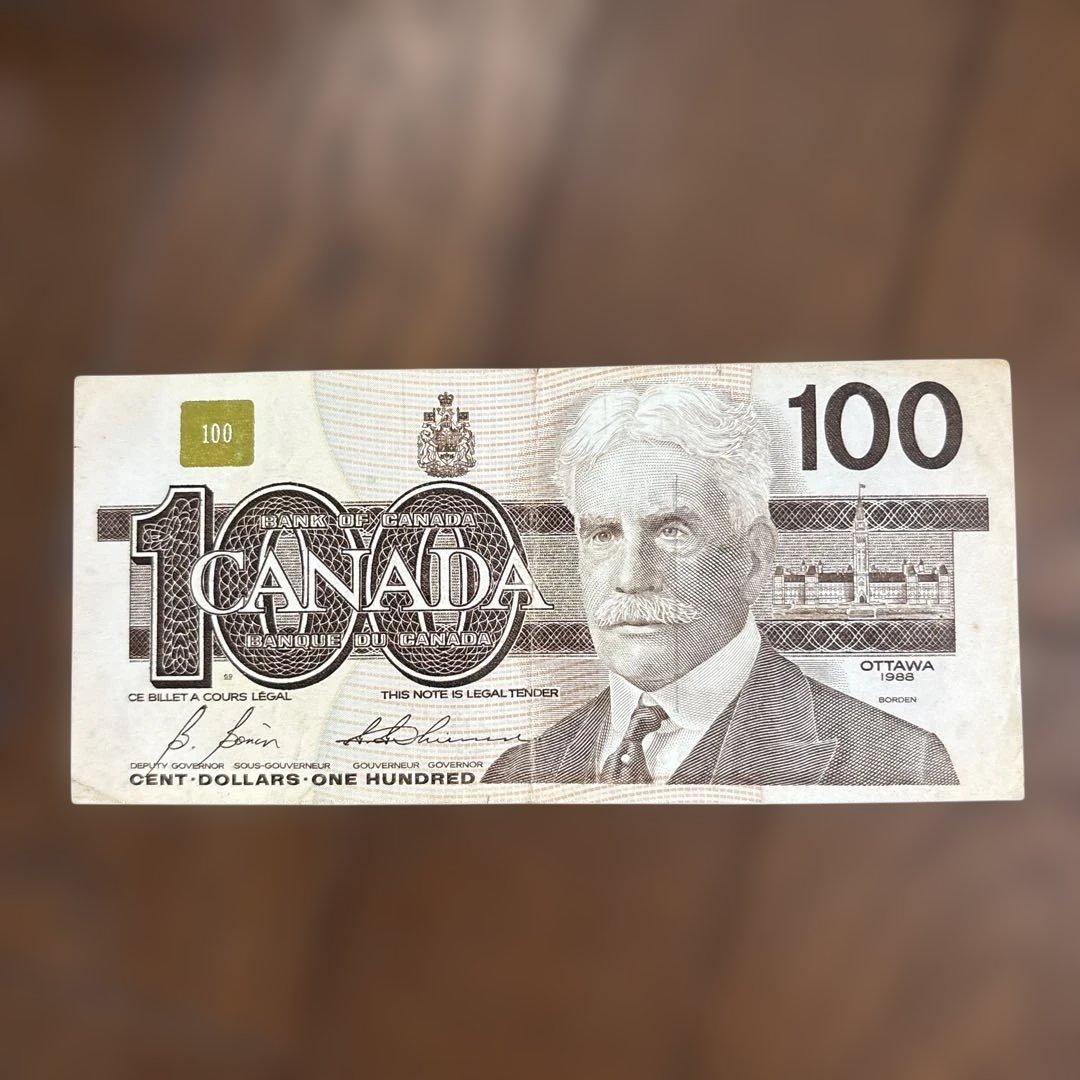 カナダ　$100 一枚