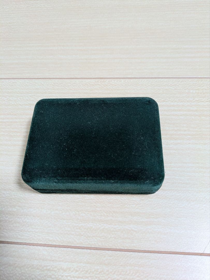 ミッキー＆ミニー ピンバッジセット ディズニーストア　2005年