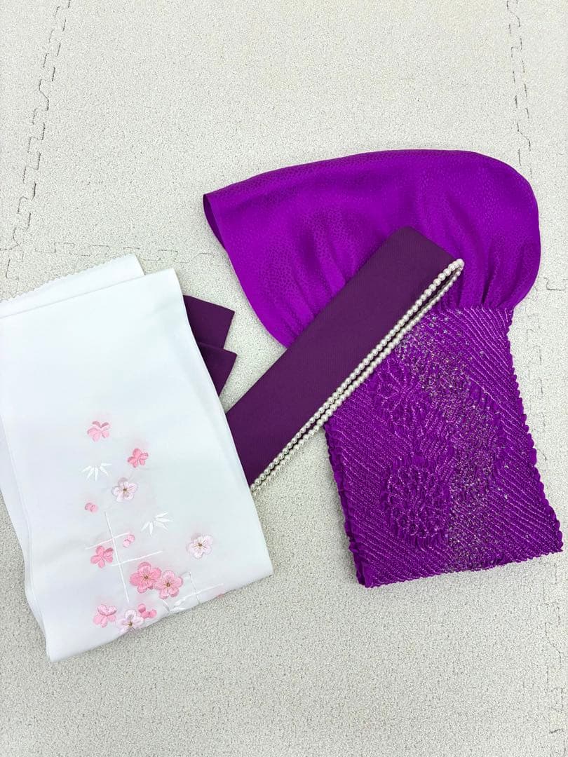 成人式　振袖フルセット　1139 白地　ピンク　紫花柄　正絹　振袖　格安！