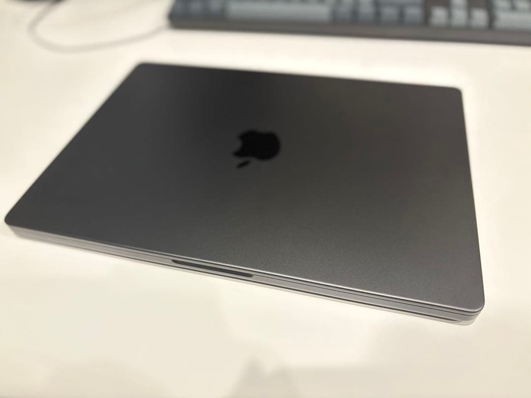 MacBookPro 14 M5 スペースグレー16GB 1TB