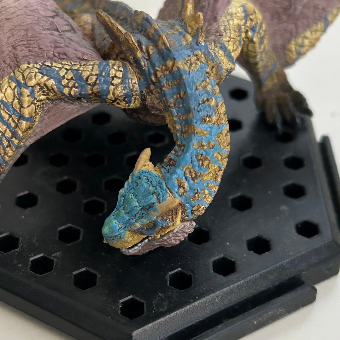 モンハンフィギュア5体セット クシャ ラギア アカム ティガ バンキン アマツ