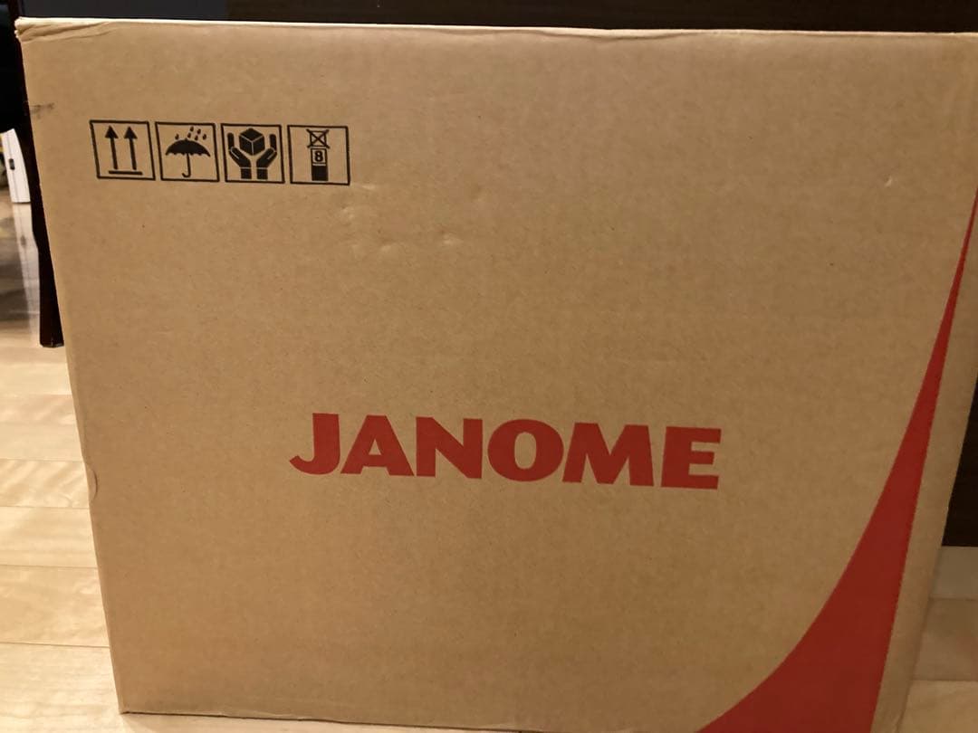 ジャノメ　JANOME PURVOA A8000型　コンピューターミシン