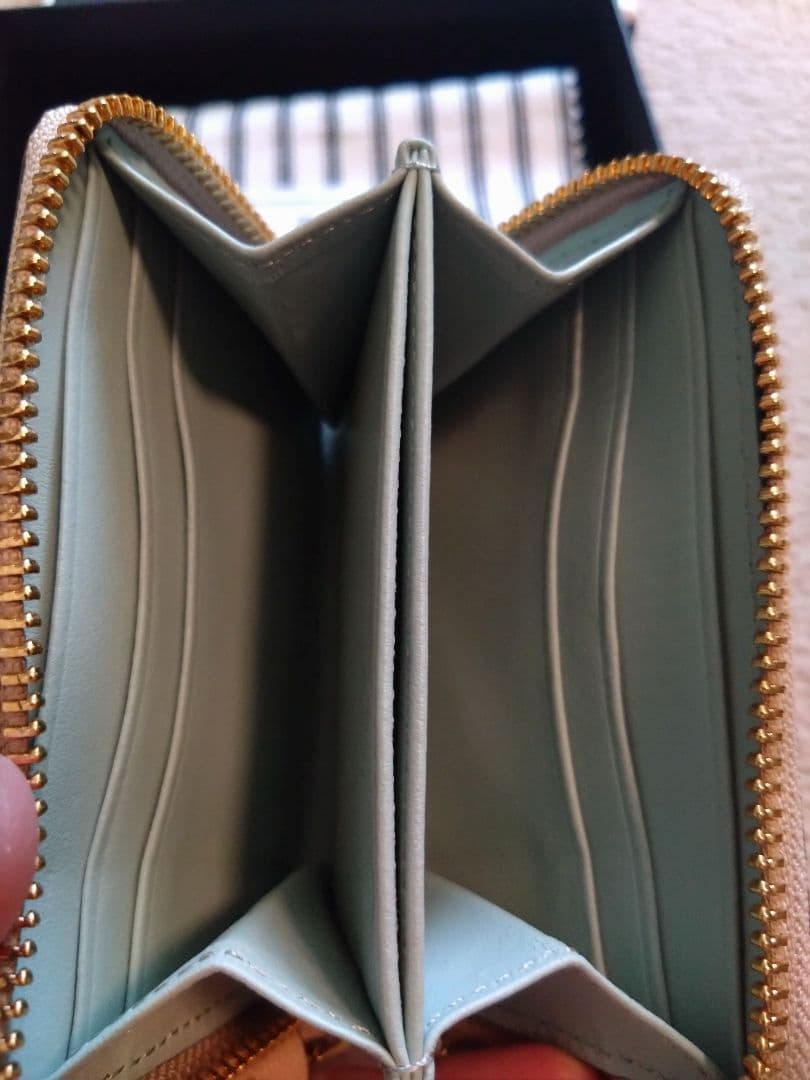 アニヤハインドマーチ　小銭入れ