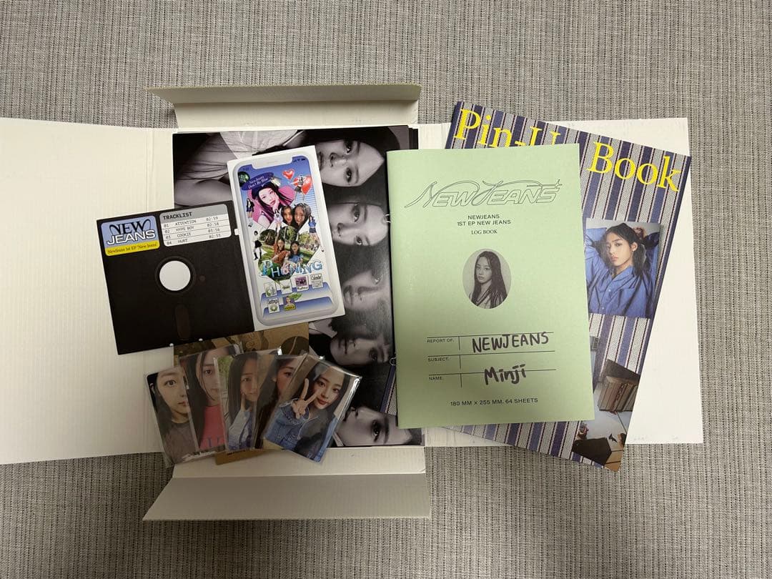 NewJeans アルバム　トレカ　ペンライト　まとめ売り