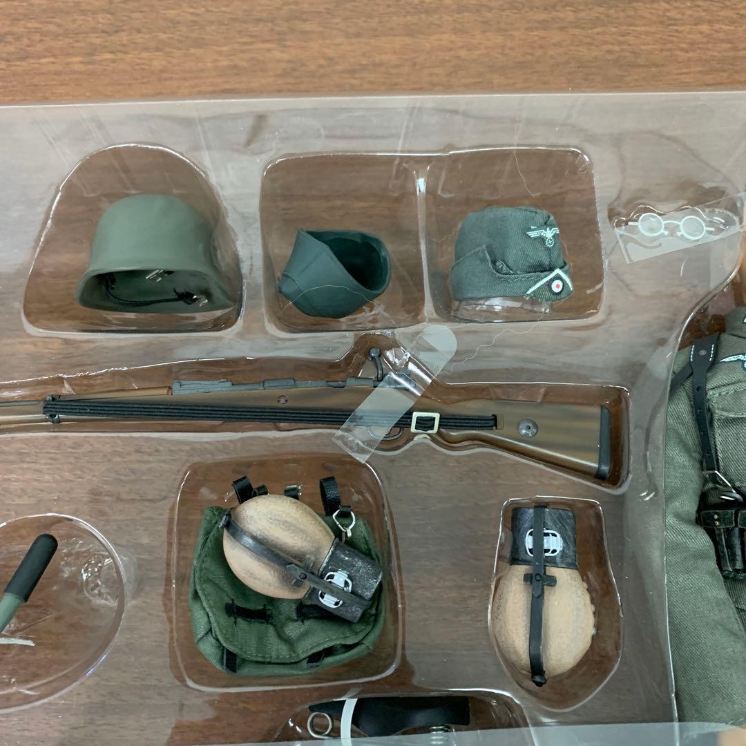 ❶　DRAGON 1/6 ドイツ国防軍 Deiter　ミリタリーフィギュア