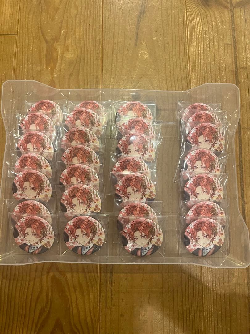 いれいす りうらさん 春は麗し舞え桜吹雪 缶バッジ 56個セット