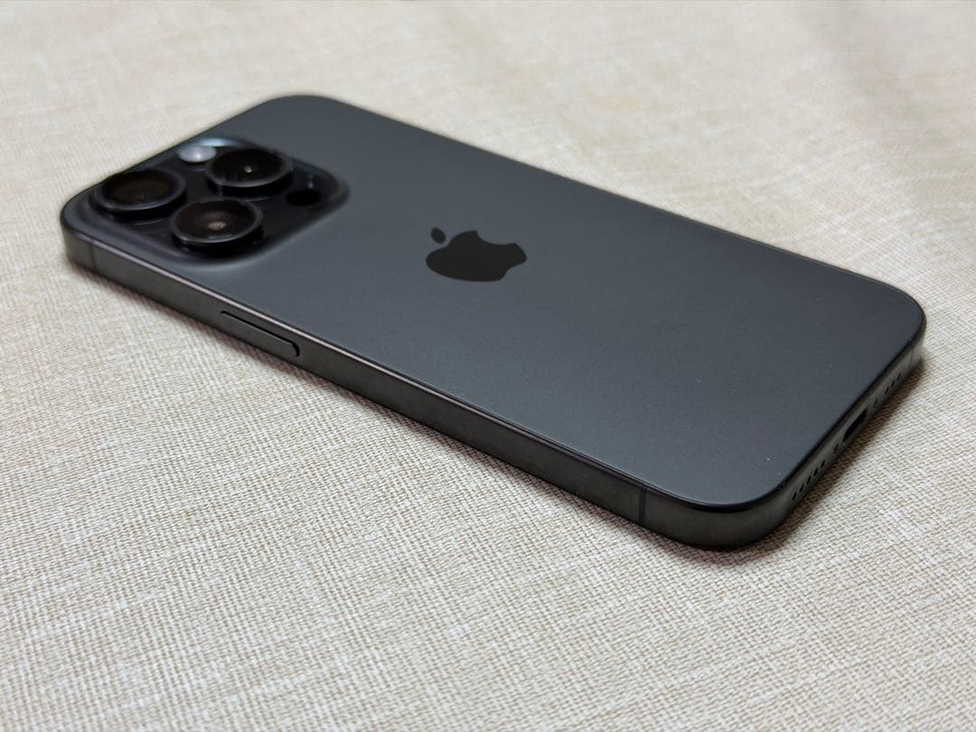 （海外版・中国) iPhone 15 Pro 256GB SIMフリー