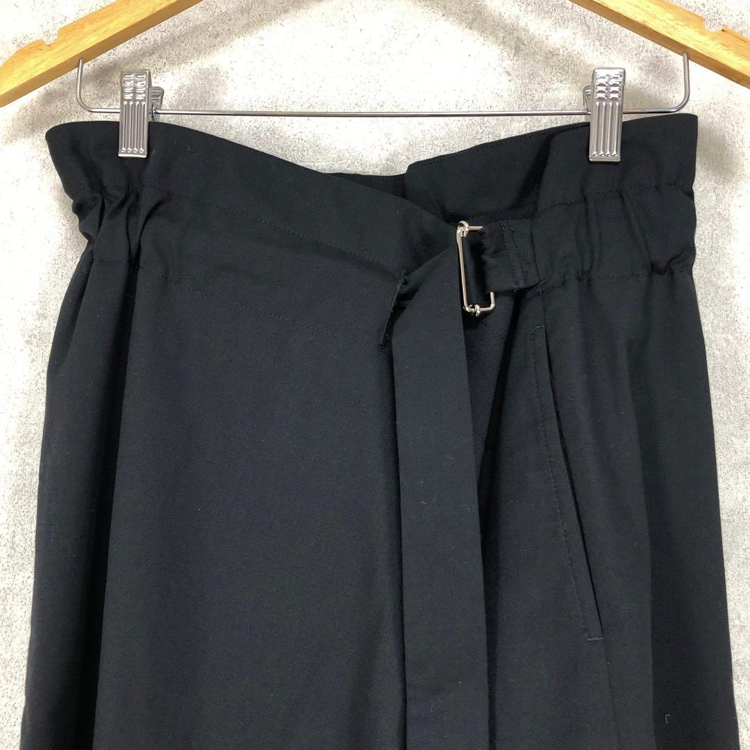 LIMI feu リミフゥ ベルテッド変形ワイドパンツ 黒 ブラック