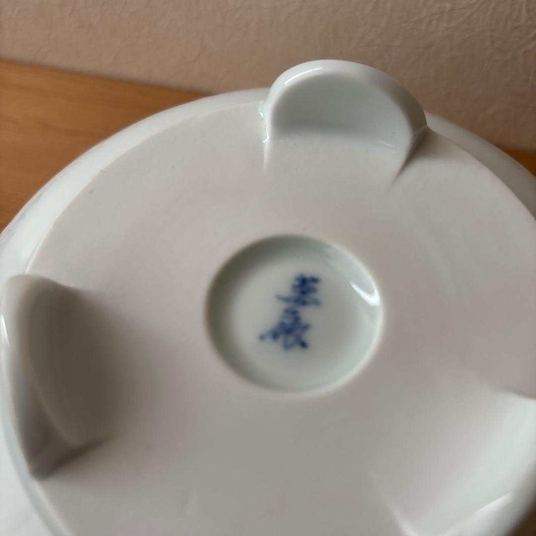 有田焼　人間国宝　井上萬二　美しい白磁青海波文　大きめの香爐　香炉