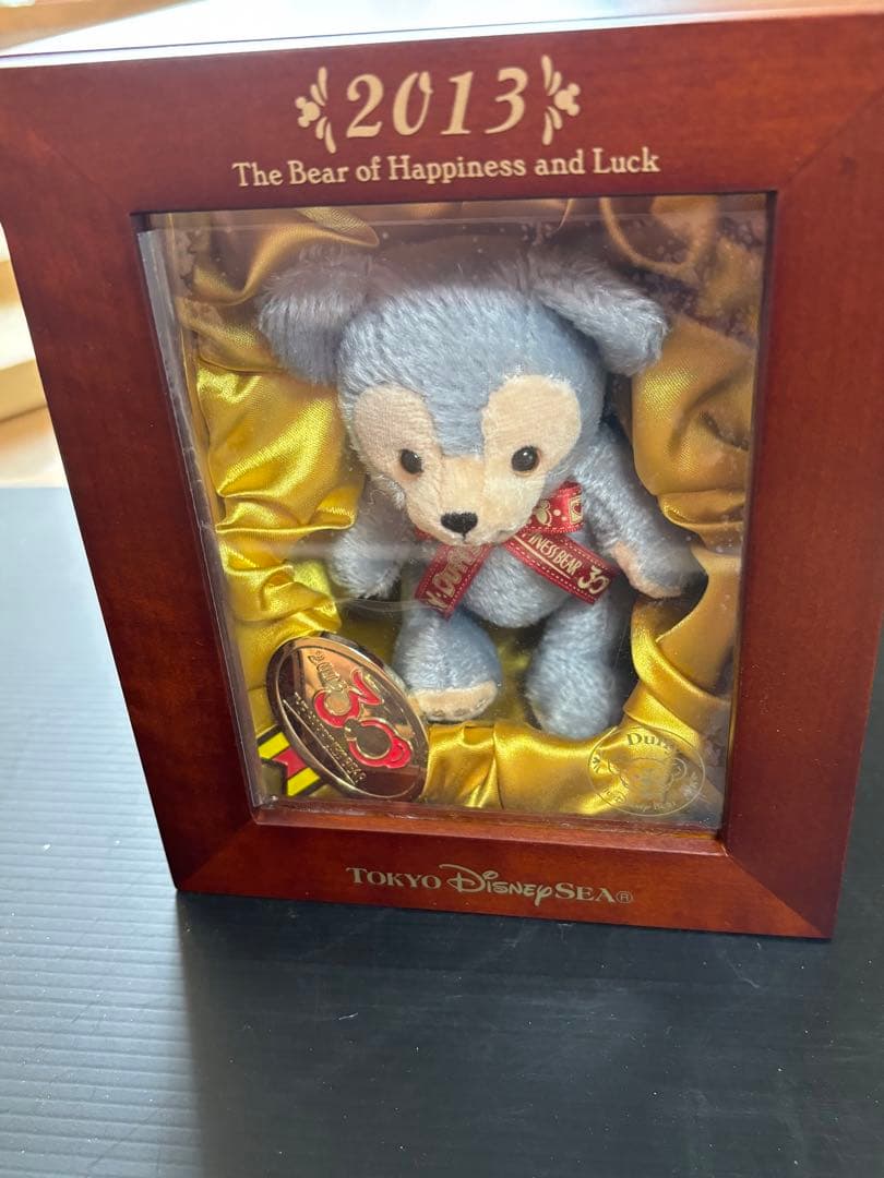 超激レア❣️未使用保管❣️ダッフィー30周年記念 木箱入りぬいぐるみ 元箱あり