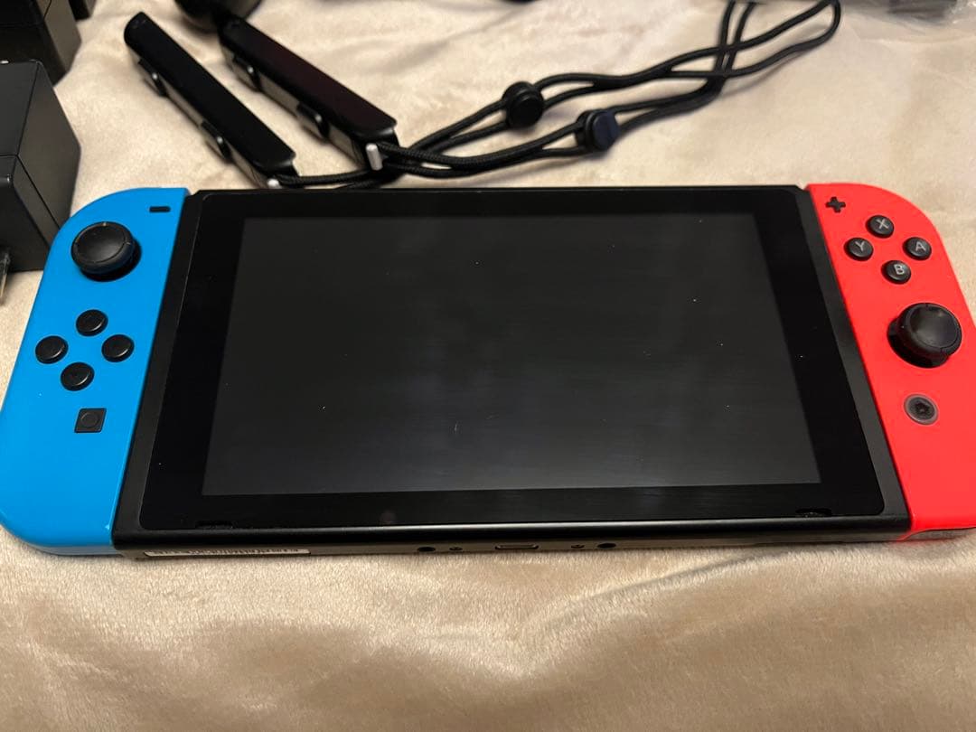 【美品】 Nintendo Switch 本体 2020年製