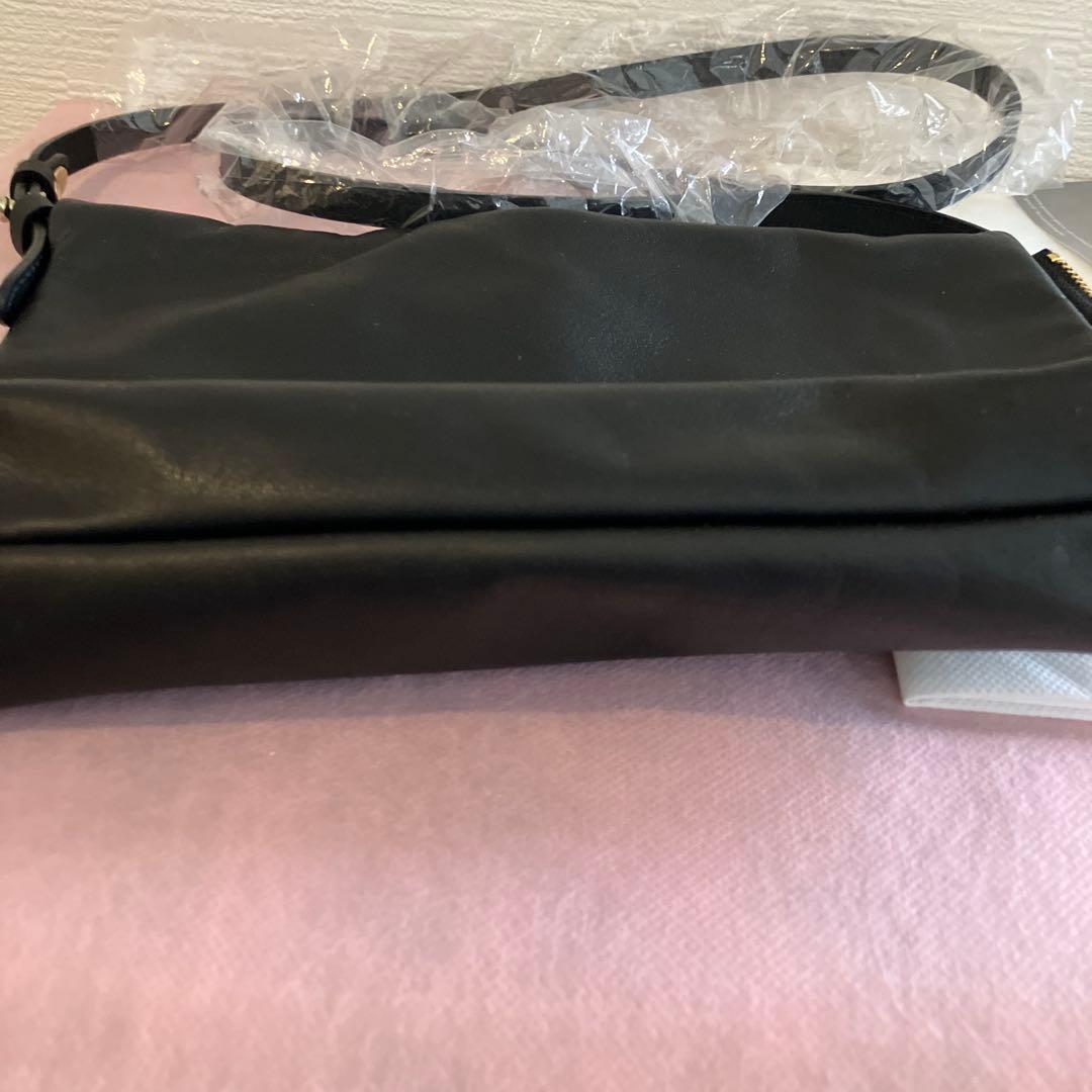 【gemeil ジェムイル】ワンハンドルミニショルダーバッグ ブラック　斜め掛け