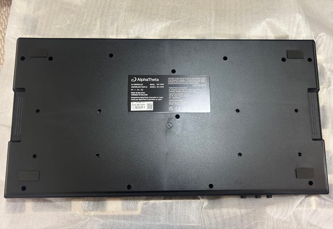 AlphaTheta DDJ-GRV6 DJコントローラー