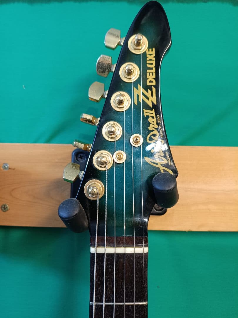 【Aria Pro II】ZZ Deluxe エクスプローラー 国産エレキギター