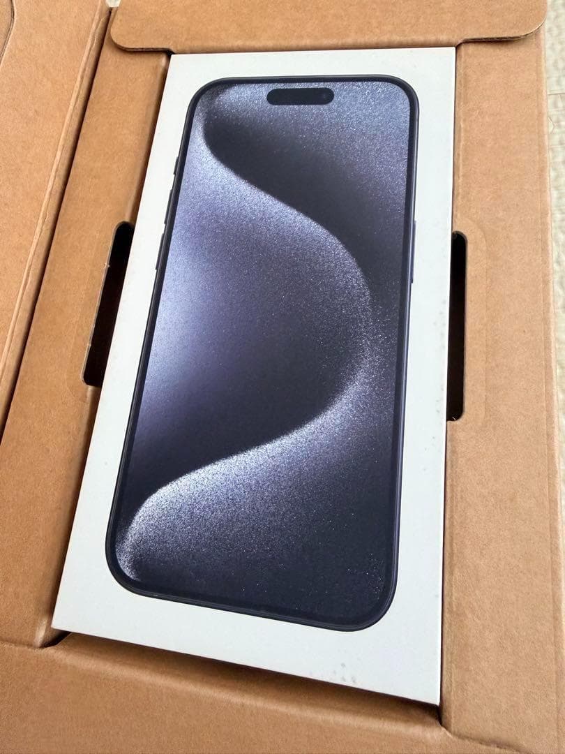 美品　Apple iPhone 15 Pro ブルーチタニウム 256GB