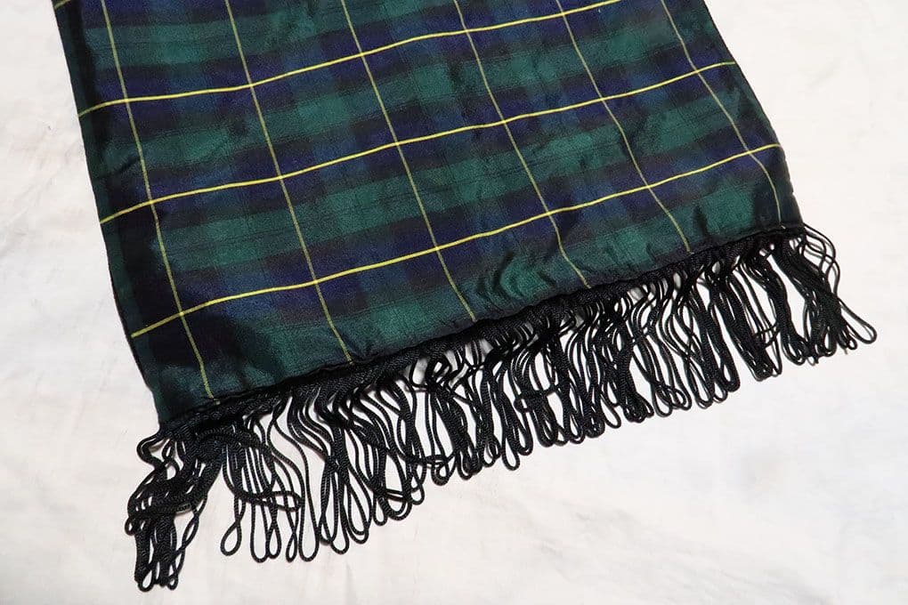 デュワーズホワイトラベル シルクマフラー