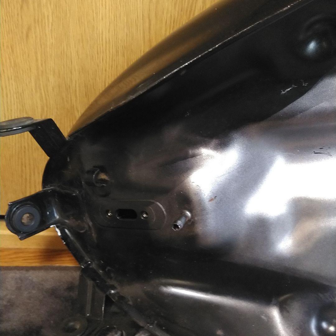 カワサキVN250AEエリミネーター タンク シルバー/ブラック。