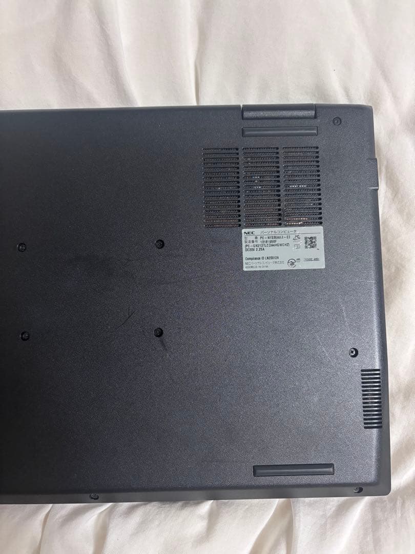 LAVIE Intel Core i3 レッドノートPC