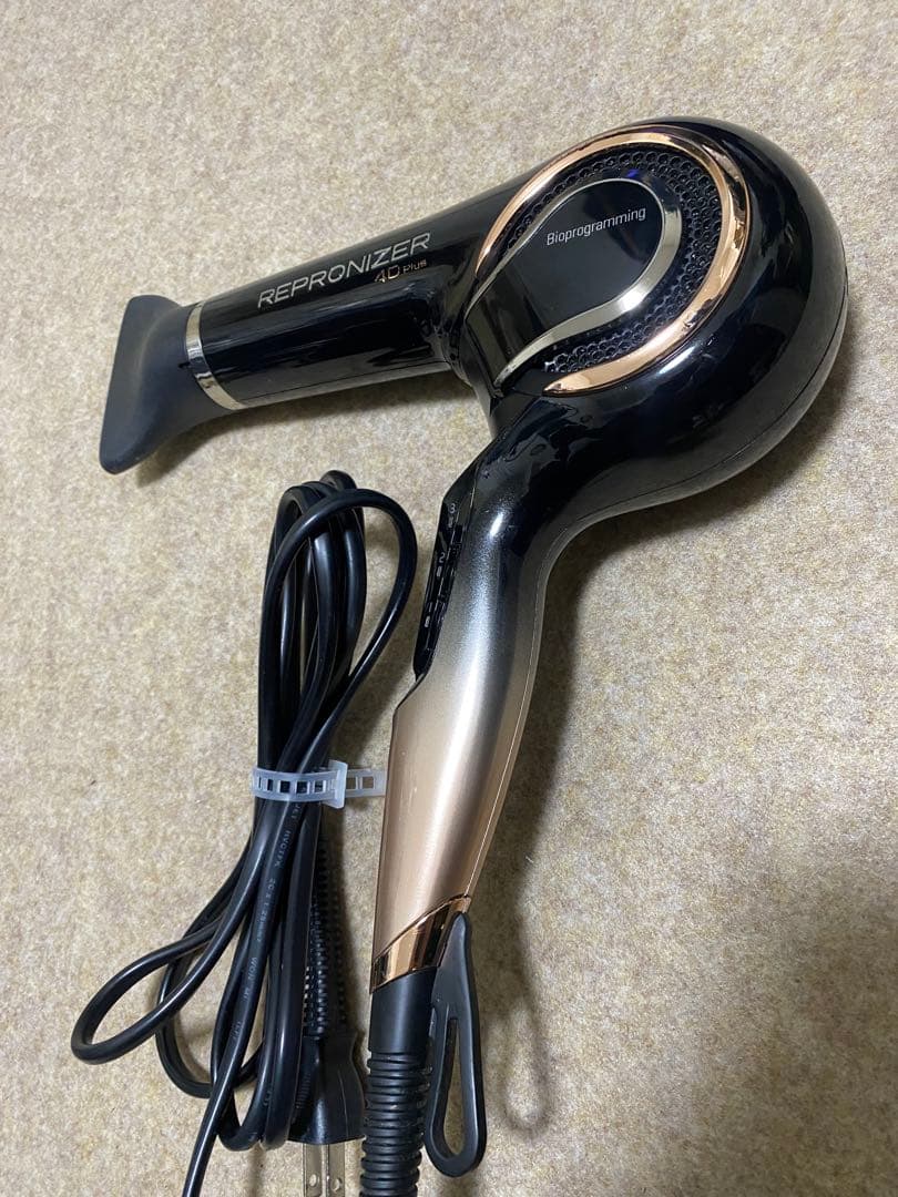 リュミエリーナ　レプロナイザー 4D plus ヘアビューロンヘアビューザー2