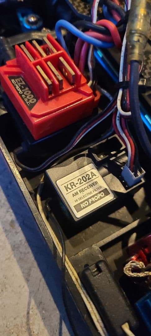 ラジコン　TT-01