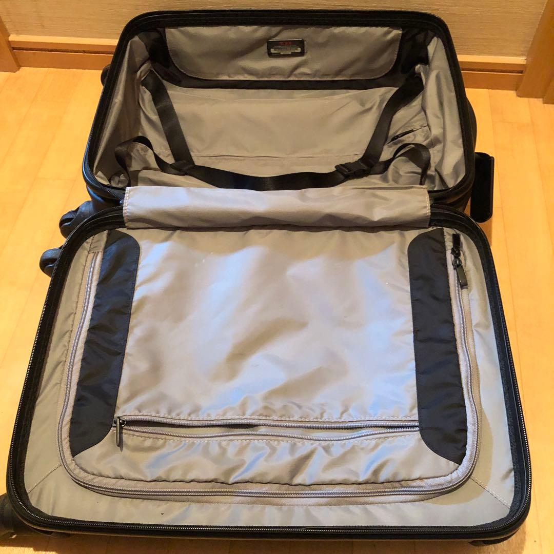 d*a様 TUMI スーツケース キャリーケース 28020D 機内持ち込みサイ