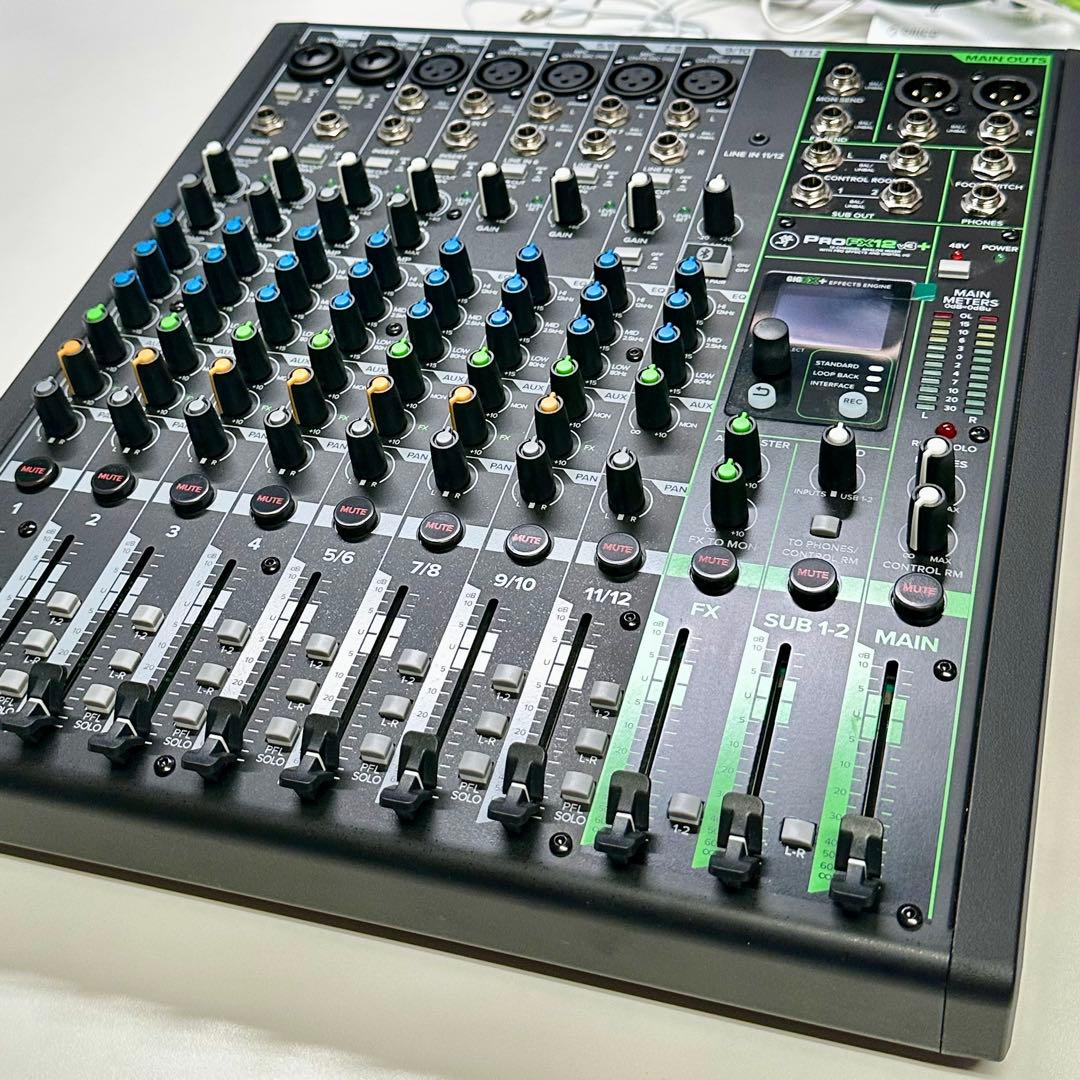 MACKIE ProFX12V2+アナログミキサー 12チャンネル【美品】
