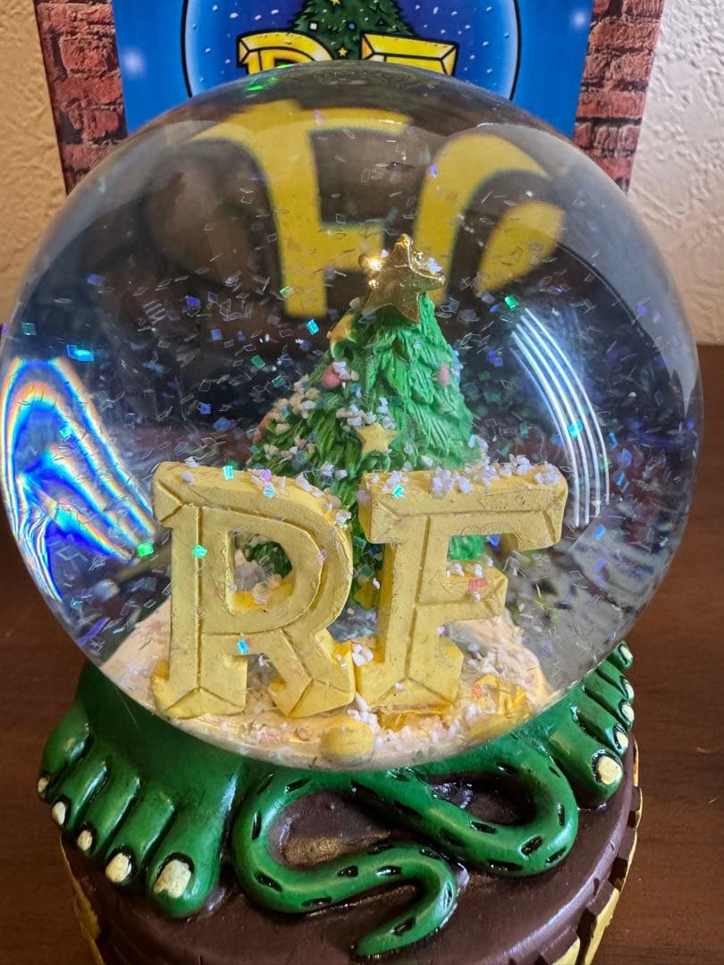 会場限定 ホッドロッドカスタムショー2025 ラットフィンク　スノーグローブ