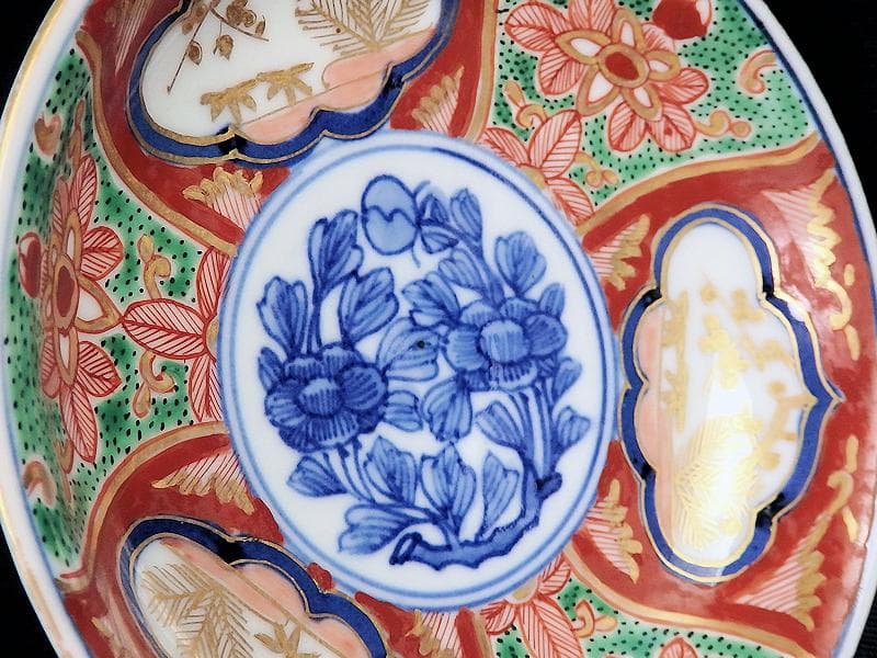 大聖寺伊万里　金襴手　窓絵　松竹梅に牡丹の図　４寸皿　３枚　D640AS-CEi