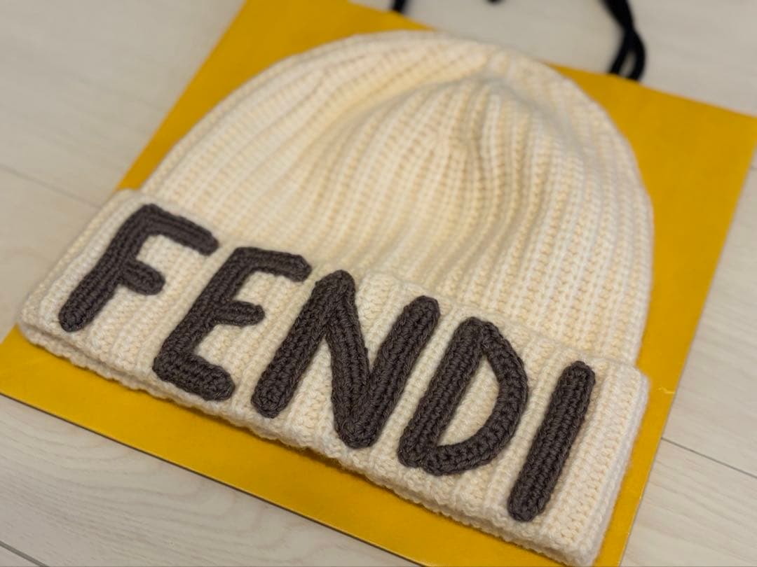 FENDI ニットキャップ