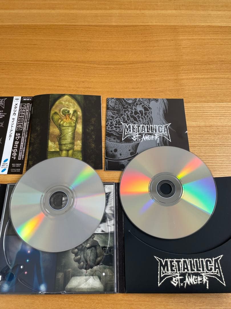 llica メタリ缶　セイントアンガー　限定生産グッズ