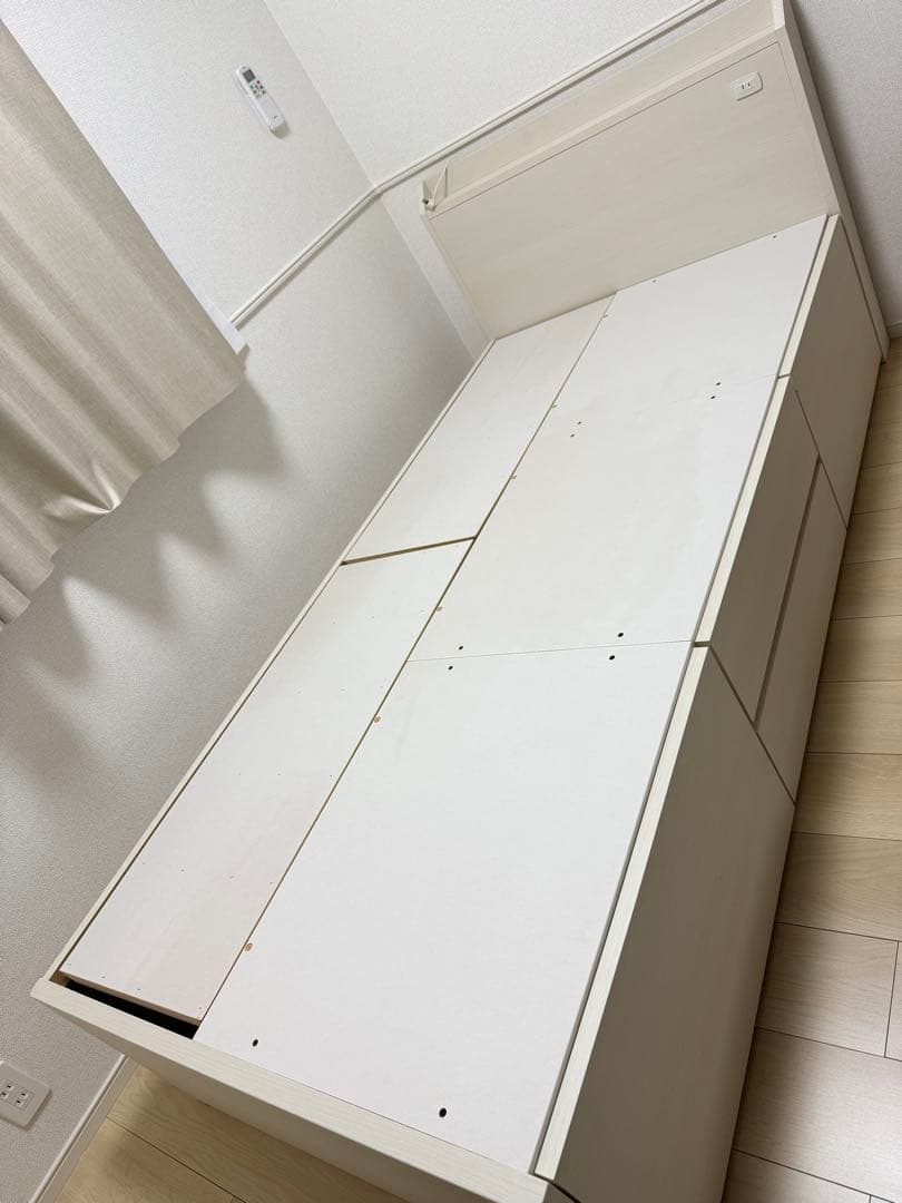 シングルベッドフレーム(ジオ チェスト40J WW)