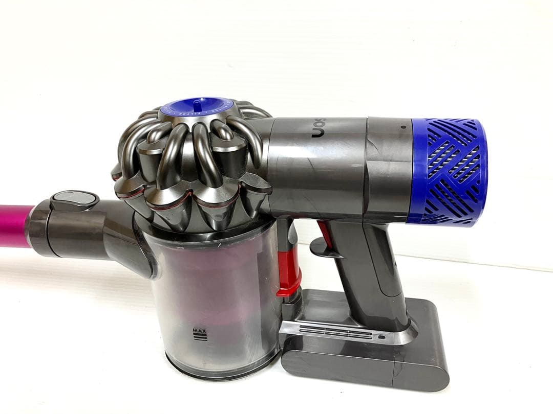 ◆ダイソン◆コードレスクリーナー V6 Fluffy SV9 スタンド付き