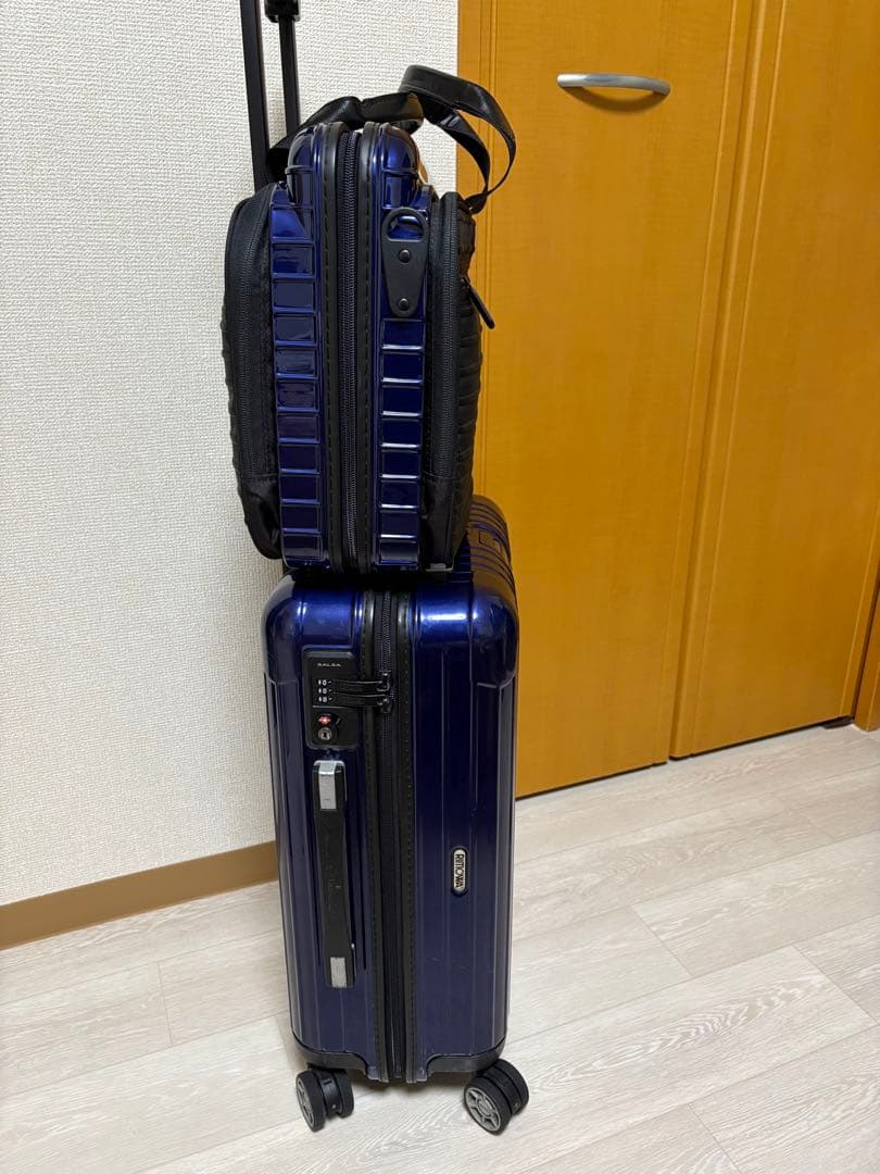 リモワ ルフトハンザ　RIMOWA サルサ　機内持ち込み サイズ　ビジネスバック