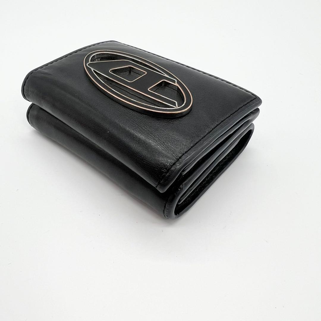 近年モデル✨DIESEL　三つ折り財布　Dロゴ　レザー　ブラック　コンパクト