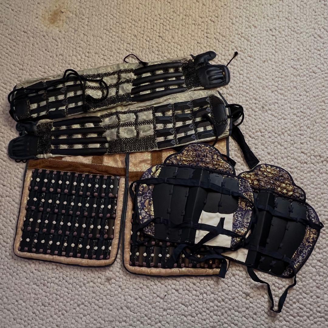 高級美品！【日本 甲冑】鎧 三具 セット（籠手、佩楯、脛当て）【丸武工房さま製】