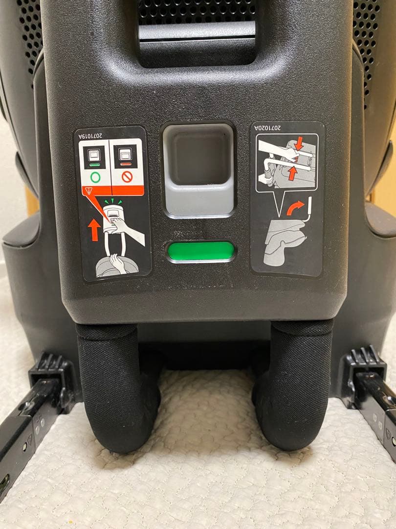 美品　エールべべ クルット5 qui チャイルドシート isofix対応