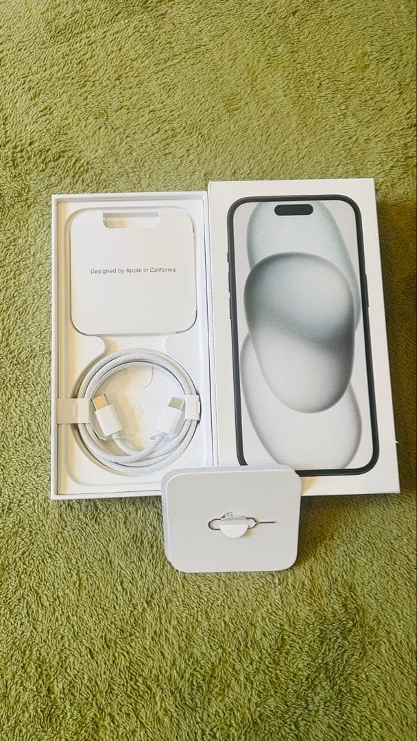 iPhone15 128GB SIMフリー 美品