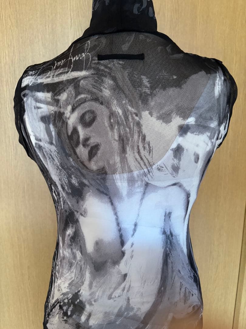 ジャンポールゴルチエ　アートプリント ハイネック ノースリーブ