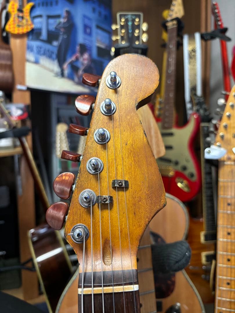 ストラトキャスタータイプ