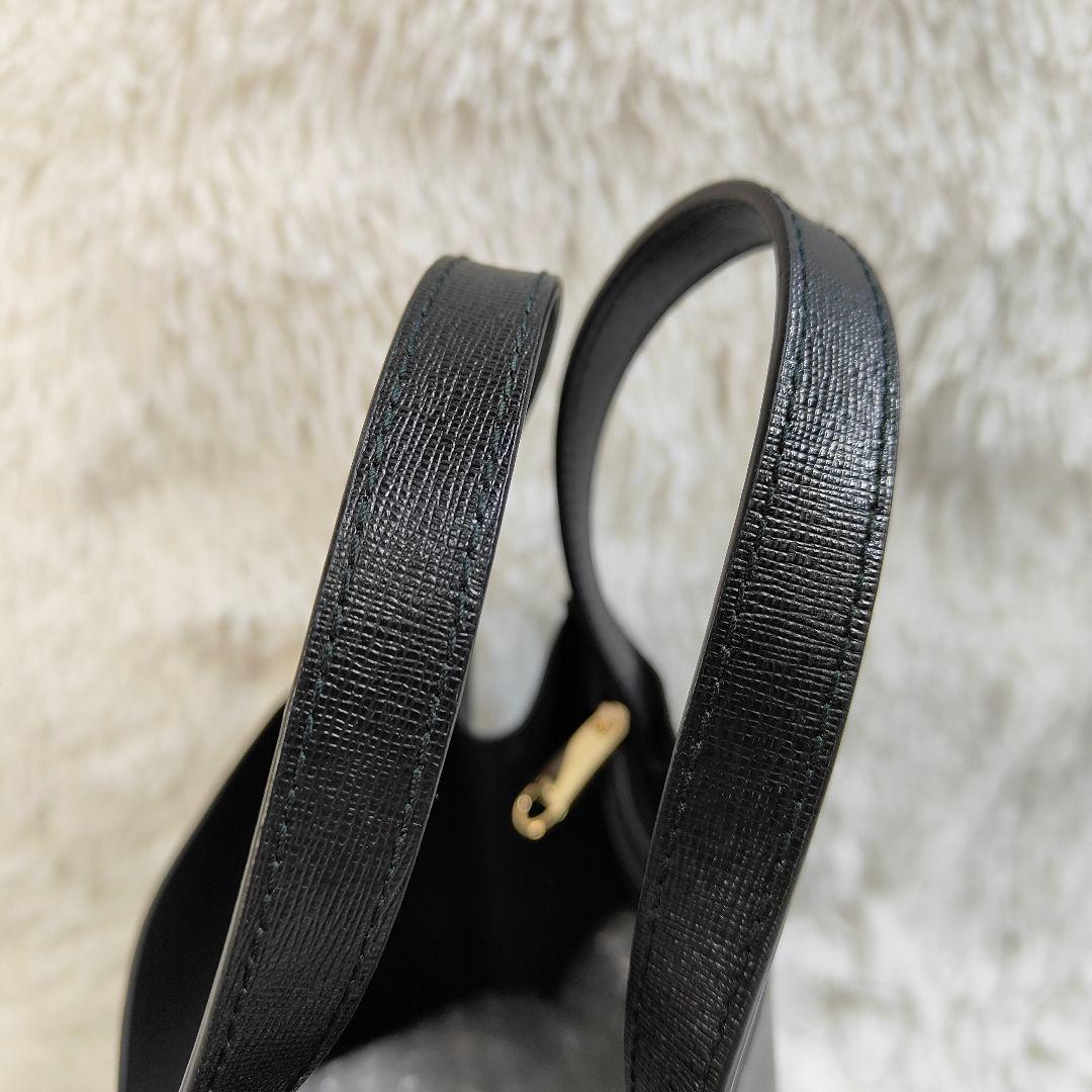 【未使用級】FURLA ブラック ミニハンドバッグ　黒 ブラック
