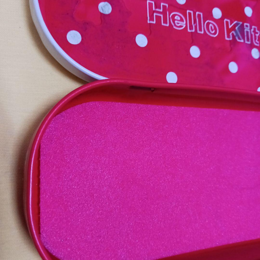 キティ　ハローキティ　缶ケース　筆箱　hello kitty 　サンリオ　レトロ