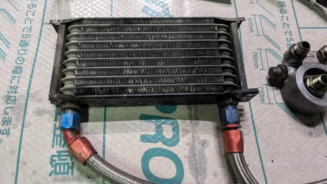 零*雨様 NB ロードスター　NB8C　HKSの刻印　オイルクーラー　NA