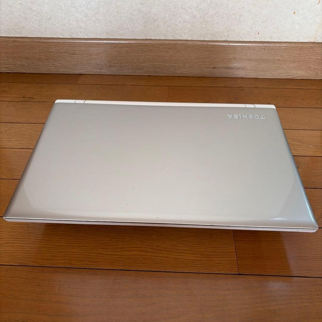 美品 東芝Dynabook T75/RG i7-5500U SSD256 GB