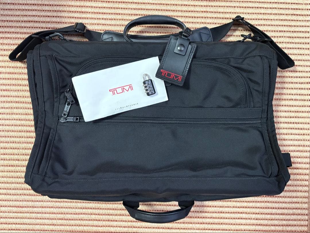 ★美品★TUMI キャリーケース ガーメントバッグ　ハンガー2本付き