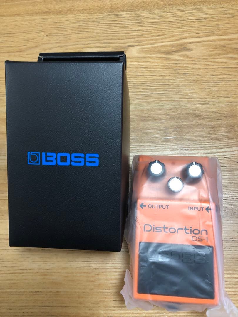 BOSS Distortion DS-1 ギターエフェクター